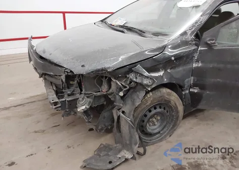 2011 Toyota Corolla Le z USA, uszkodzony, nr VIN 2T1BU4EE0BC672352